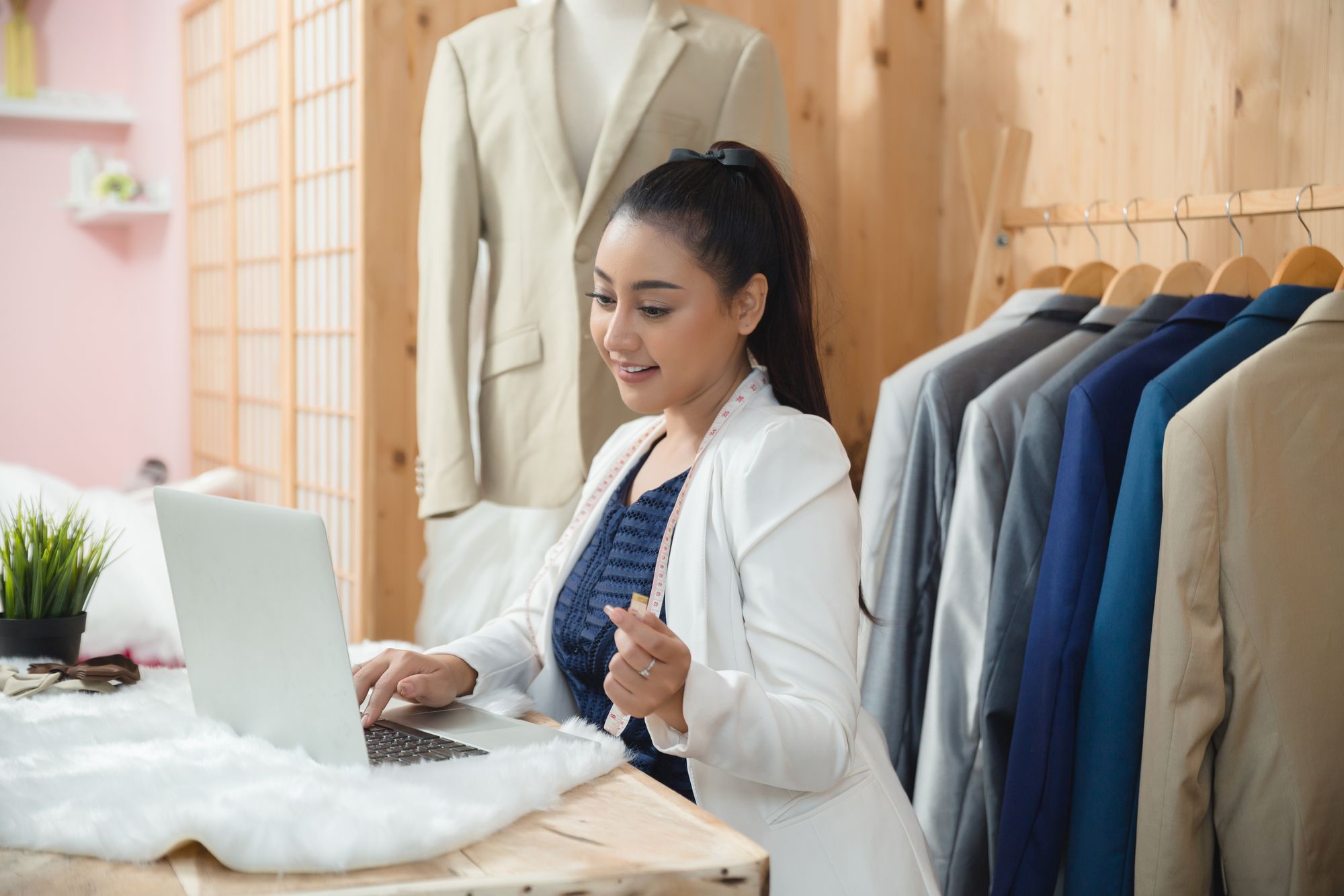 Cara Memulai Butik Online Tanpa Uang (2023)